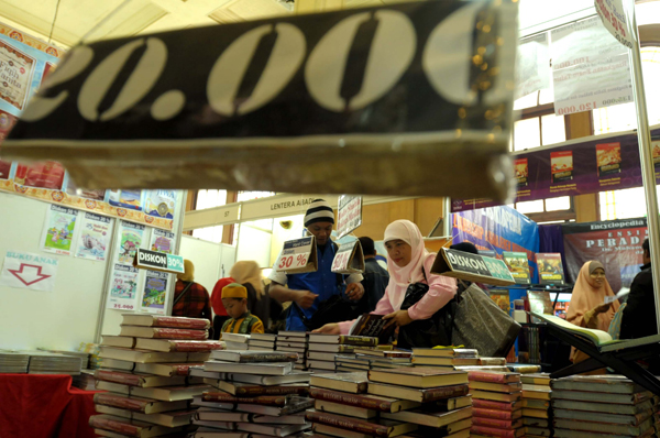  FOTO: Pameran buku Islami di Gedung Landmark ramai