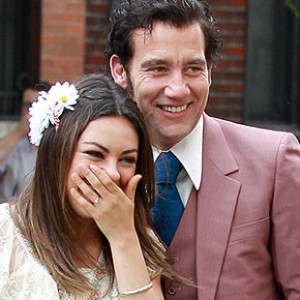  Mila Kunis dan Clive Owen dalam film 'Blood Ties' 