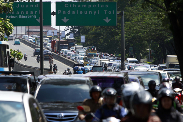  FOTO: Bandung dikungkung kemacetan pada libur panjang