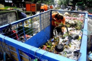  SAMPAH TASIK: Sekda Tasik minta maaf