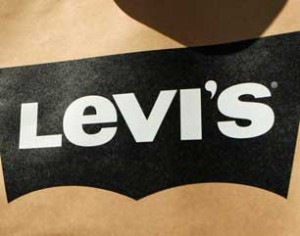  Pekerja Levi's Kamboja mogok kerja