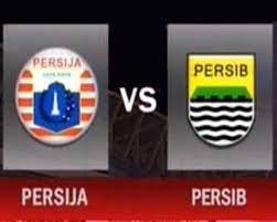  Persija vs Persib : Pertandingan berlangsung “panas” sejak menit awal