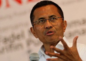  DAHLAN ISKAN: Plok..Plok..Plok Di Istana Jogja