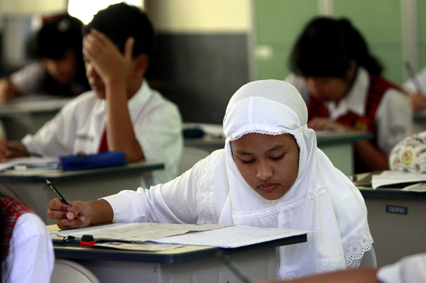  FOTO: 706 Peserta Ikuti Ujian RSBI SMPN 5 Bandung