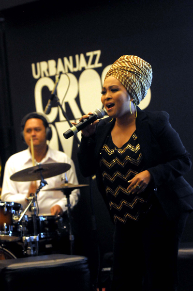  FOTO: Urban Jazz Crossover 2012, Sajikan Kolaborasi Keroncong, Pop, dan Jazz