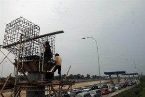  Proyek Sky Bridge di Kota Bandung Kembali Molor