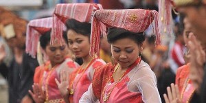  KLAIM BUDAYA: Jangan Biarkan Malaysia Klaim Tarian Tor-tor