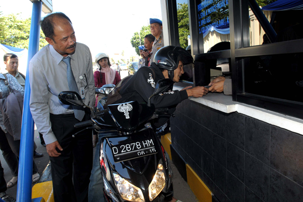  FOTO: Bank BJB Dukung Launching Peningkatan Layanan Samsat di Jabar