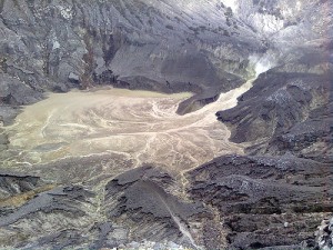  5.000 Wisatawan Berkunjung Ke Tangkuban Parahu Setiap Harinya