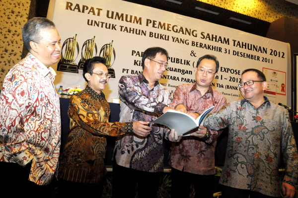  FOTO: Bank BNP Bagi Dividen Rp7,08 Miliar 