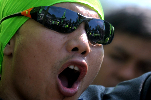  FOTO: Buruh Demo Tolak Revisi Permenakertrans