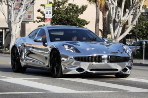  JUSTIN BIEBER Ngebut Pakai Fisker Karma