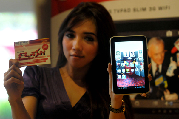  FOTO: Gratis Internet 7 Bulan TELKOMSELFlash dengan Paket Cyrus TVPad