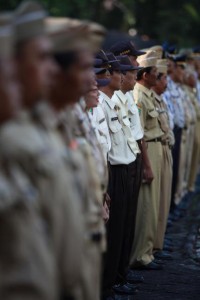  Heryawan Wajibkan 18.000 PNS Pemprov Jabar Pakai Bordir