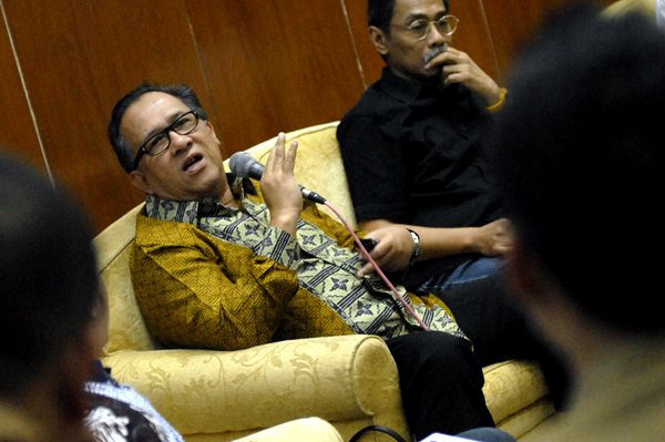  FOTO: Wamenpar Sapta Nirwandar di Seminar Ekonomi Kreatif di Unpad