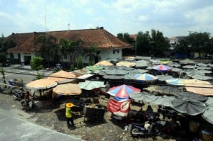  RAMADAN 2012: Aktivitas Cirebon Belum Normal Saat Awal Puasa