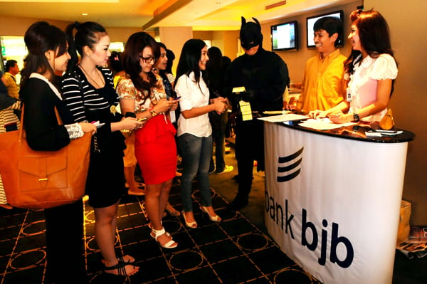  FOTO: Bank BJB Ajak Nasabah Nonton Gratis Pemutaran Perdana Batman di BIP