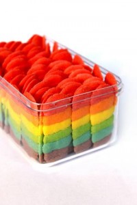  Rainbow Cake dan Rainbow Cookies dari Hotel Novotel Bandung!