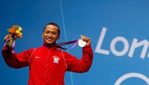 OLIMPAIDE LONDON 2012: Triyatno Harus Mati-matian Angkat Beban