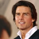  Tom Cruise &amp; Suri Bersenang-senang di Walt Disney