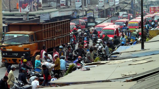  MUDIK 2012: Duh, Ada 805 Titik Kemacetan Di Jabar