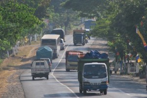  ARUS MUDIK: Tekan Kemacetan, Jalan Paralel Dioperasikan