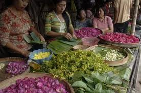  IDULFITRI 2012: Saatnya Penjual Bunga Panen