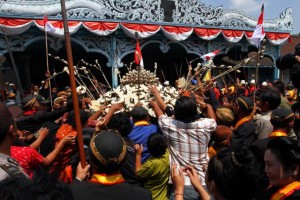  Perayaan Idulfitri di Keraton Kasepuhan, Sarat Nilai Budaya