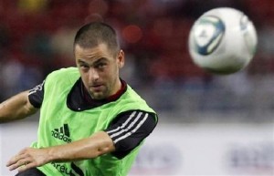  SEPAK BOLA: Liverpool Siap Lego Joe Cole