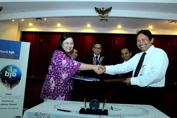  Foto: Bank BJB Gandeng iAsia Malaysia Garap Pasar Remittance