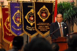  Sukamdani Raih Anugerah Padjadjaran Utama