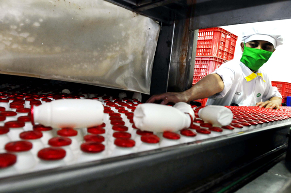  FOTO: Kenaikan Harga Gas Kerek Produk Makanan dan Minuman