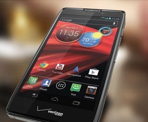  Motorola DROID RAZR HD MAXX Hadir Dengan Baterai Tahan Lama