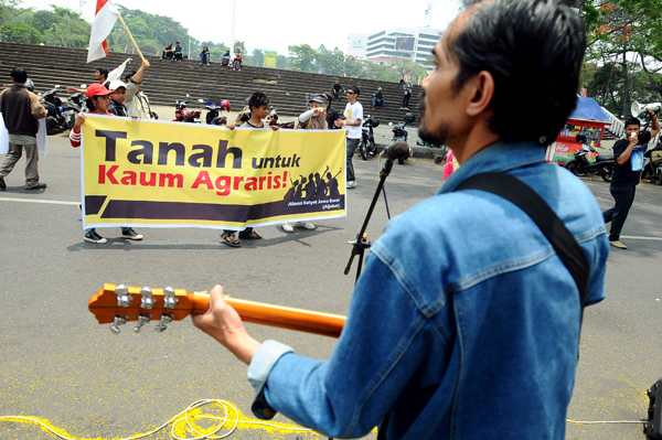  FOTO: Ratusan Petani Demo Hari Tani di Gedung Sate