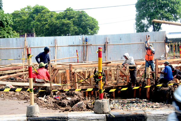  FOTO: Peninggian Jembatan Jalan Soekarno Hatta Bandung