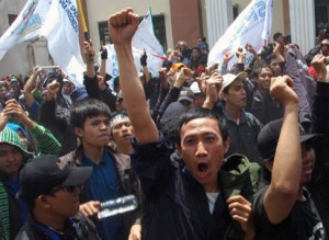  DEMO BURUH: Perusahaan Tak Pekerjakan Outsourcing Jangan Disweeping