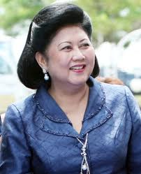  Ani Yudhoyono Buka Festival Sulam Internasional di JCC