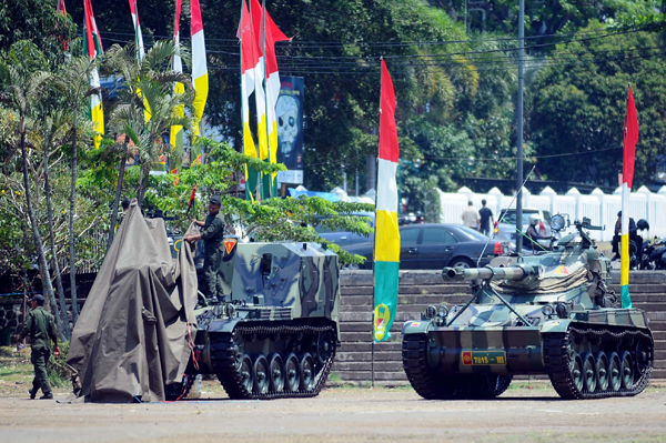  FOTO: Persiapan Jelang Upacara HUT TNI ke-67 di Gasibu