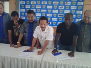  PERSIB BANDUNG: 5 Pemain Asing Teken Kontrak