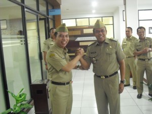  PNS Kota Cimahi Lepas Itoc Tochija & Eddy Rahmat