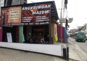  Angkringan Masdwi, Maknyusnya Tak Kalah dengan Yogyakarta