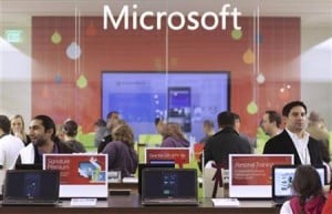  MICROSOFT: Korporasi Tak Minati Windows 8?