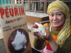  KULINER: Nikmatnya Sensasi 'Peurih' Buatan Cimahi