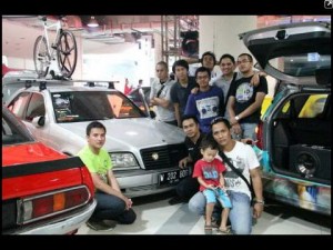  KOMUNITAS MERCEDES-BENZ: MB W 202 Bandung, Wadah Penggila Mercy Kota Kembang