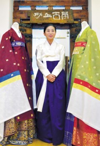  HANBOK Dipamerkan di Miami