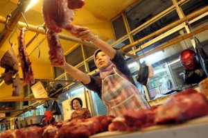  DAGING SAPI: RPH di Kab. Cirebon Kekurangan Pasokan Sapi 