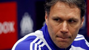  LIGA ITALIA: Van Basten Merapat ke Milan?