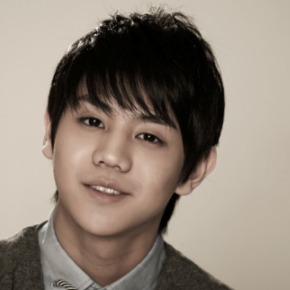  K-POP STYLE: Yo Seob B2ST Rilis Album Solo Pertama 