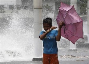  Korban Topan Bopha di Filipina Jadi 325 Orang