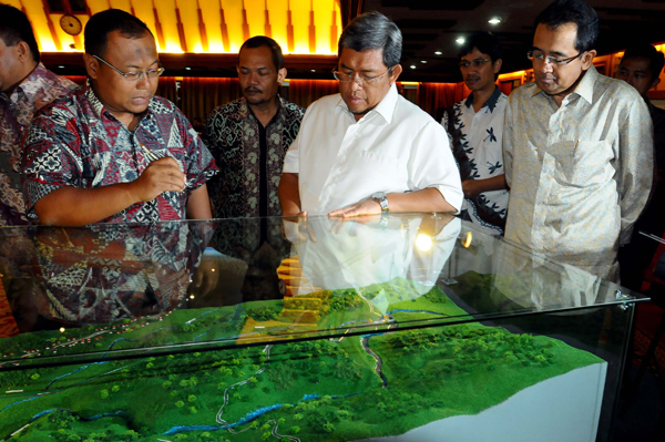  FOTO: Pembangkit Listrik Mikrohidro Dibangun di Garut Selatan